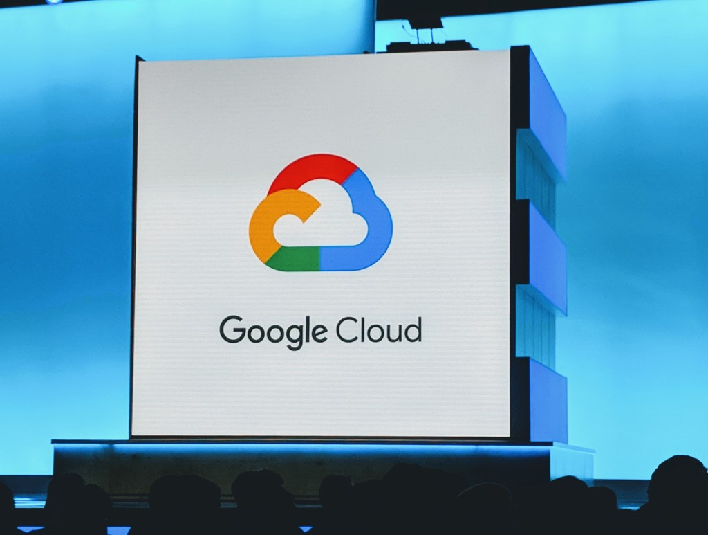 Google apuesta por socios para administrar sus propias nubes soberanas de Google Cloud